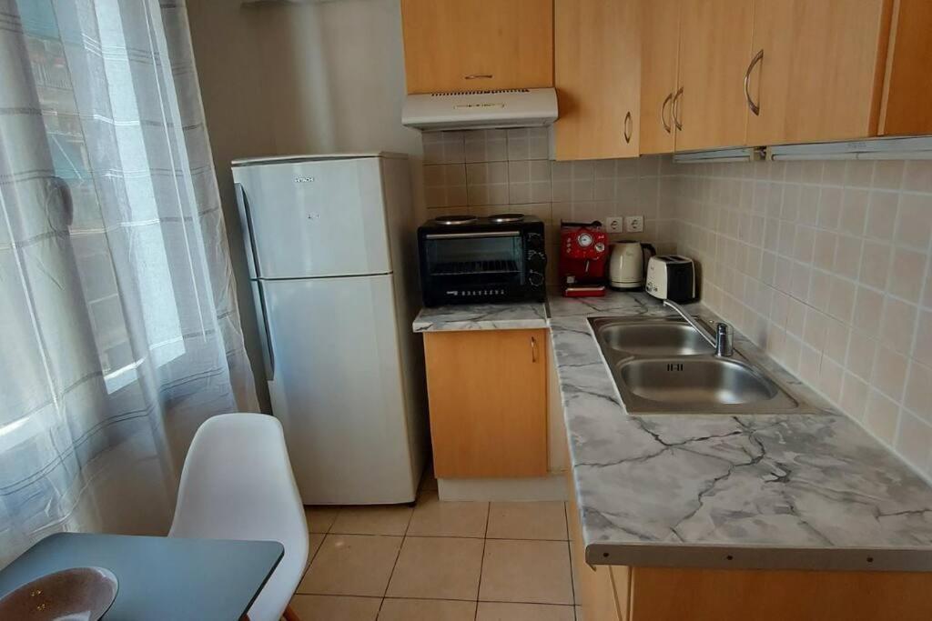 Spacious Beauty In Athens, 55M2, Metro 7' Exteriör bild